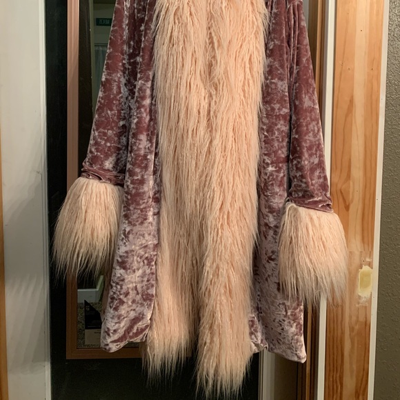 Lux Muse Coat - Picture 3 of 12